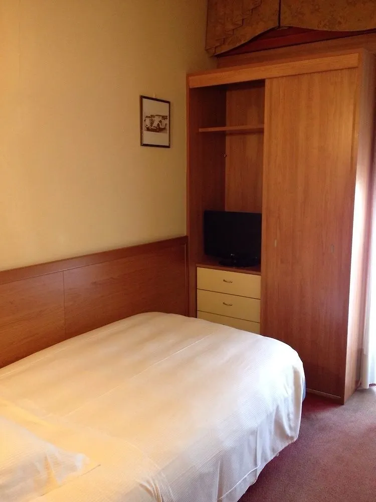 Hotel Palace Ровиго