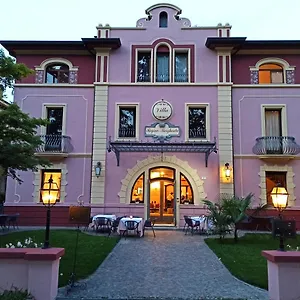Regina Margherita Hotel